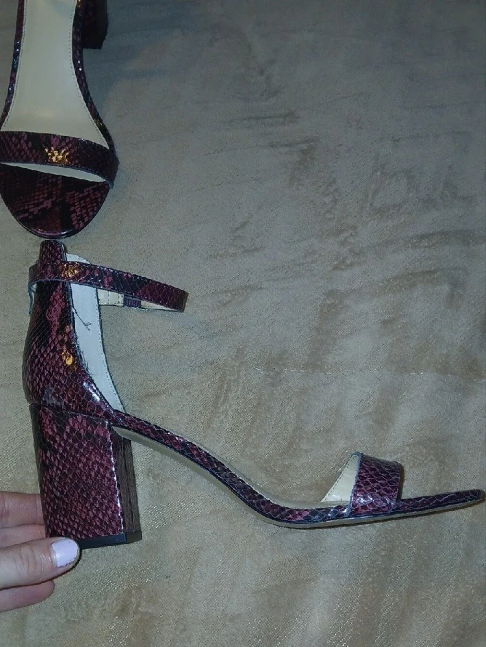 Vince Camuto Burgundy Leather Snake-Print Ankle Strap Block Heels Sz: 9.5